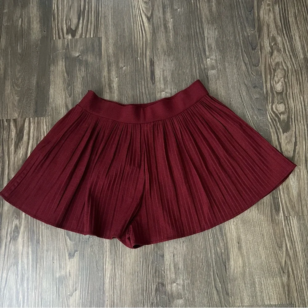 Zara Flared Burgundy Oxblood Shorts Skorts - Picture 2 of 11